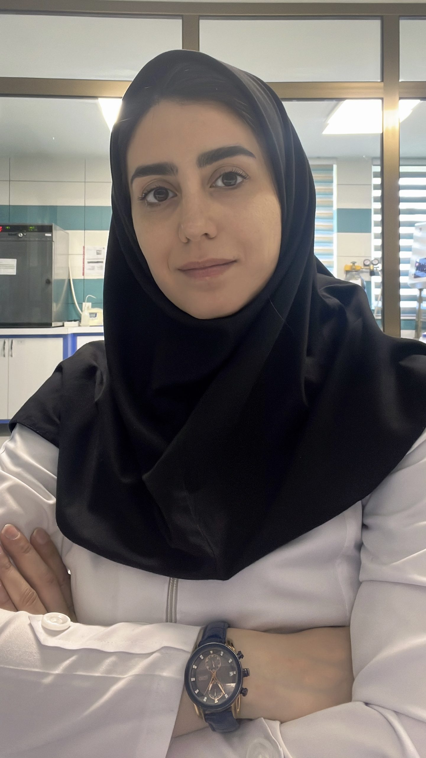 Portrait of Mahzad, Scientific Editor with a PhD in Molecular Medicine
